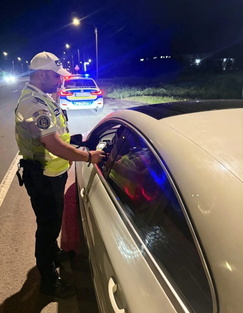 32 de șoferi, lăsați fără permis de polițiștii rutieri doljeni