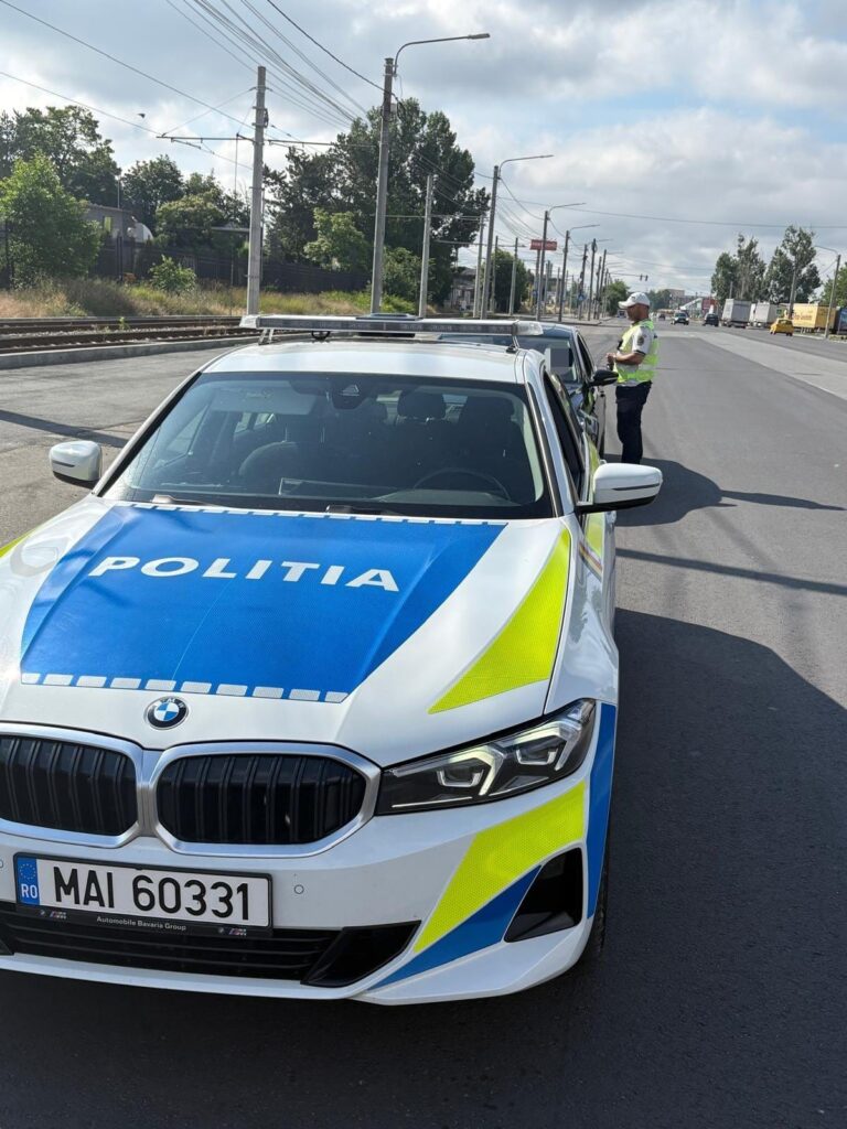 Polițiștii rutieri doljeni au dat vineri 126 de amenzi și au suspendat cinci permise