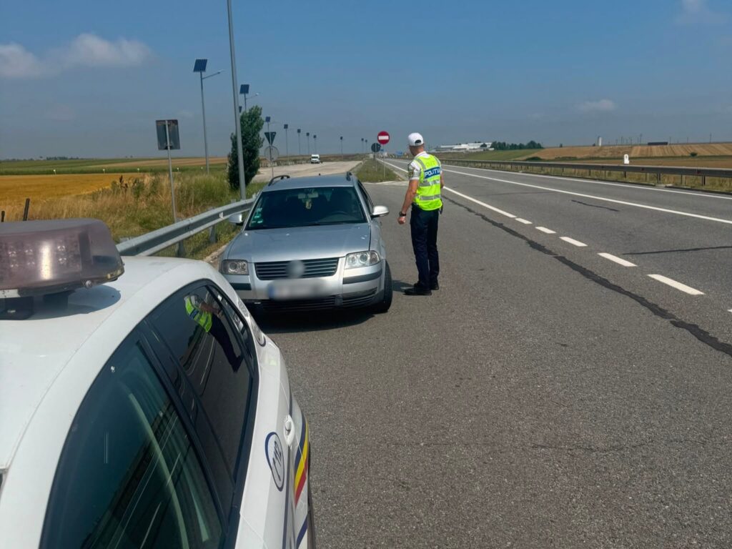Olt: Acțiune a polițiștilor rutieri pe DN 6: zeci de șoferi sancționați, șase permise reținute