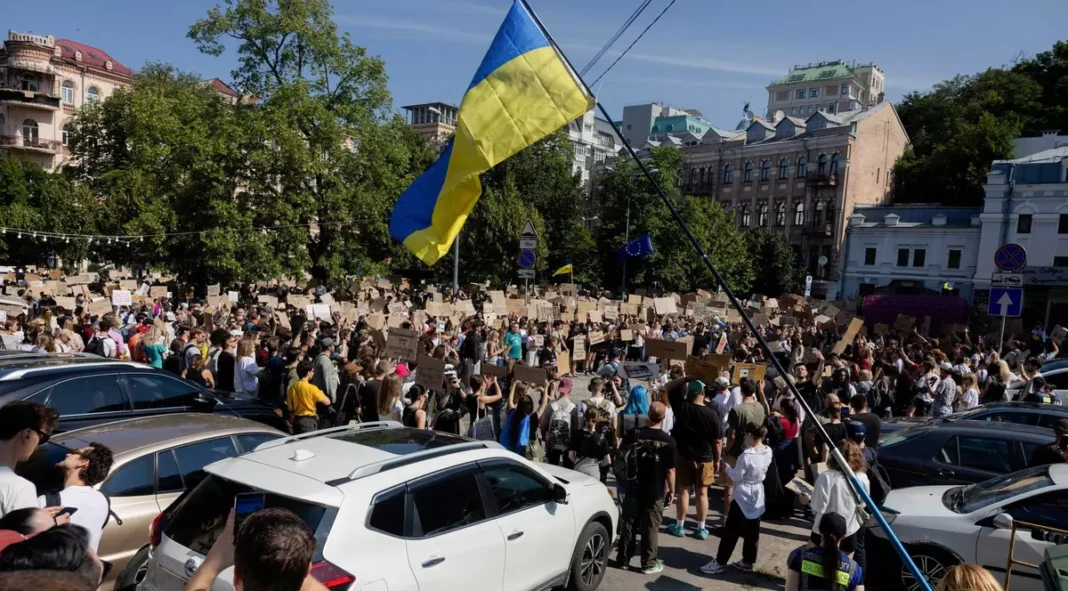 Proteste în Ucraina după demiterea ministrului Apărării, Mihailo Fedorov