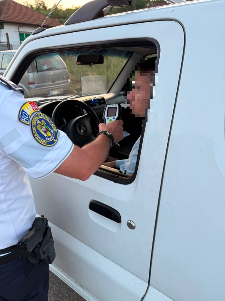 Vâlcea: Bărbat prins băut la volan