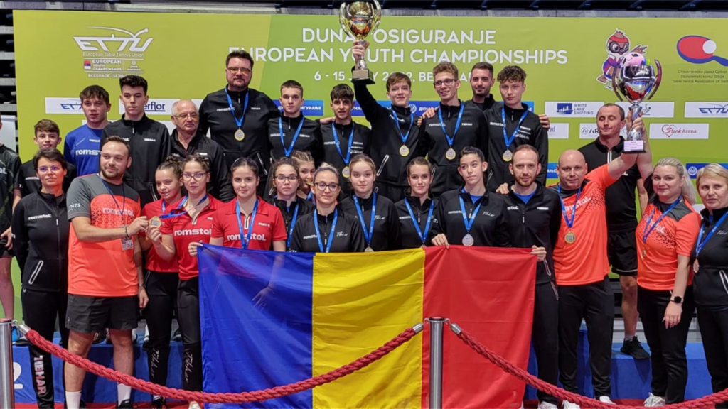 Tenis de masă / Echipele U19 ale României, medaliate cu argint la Europenele de juniori