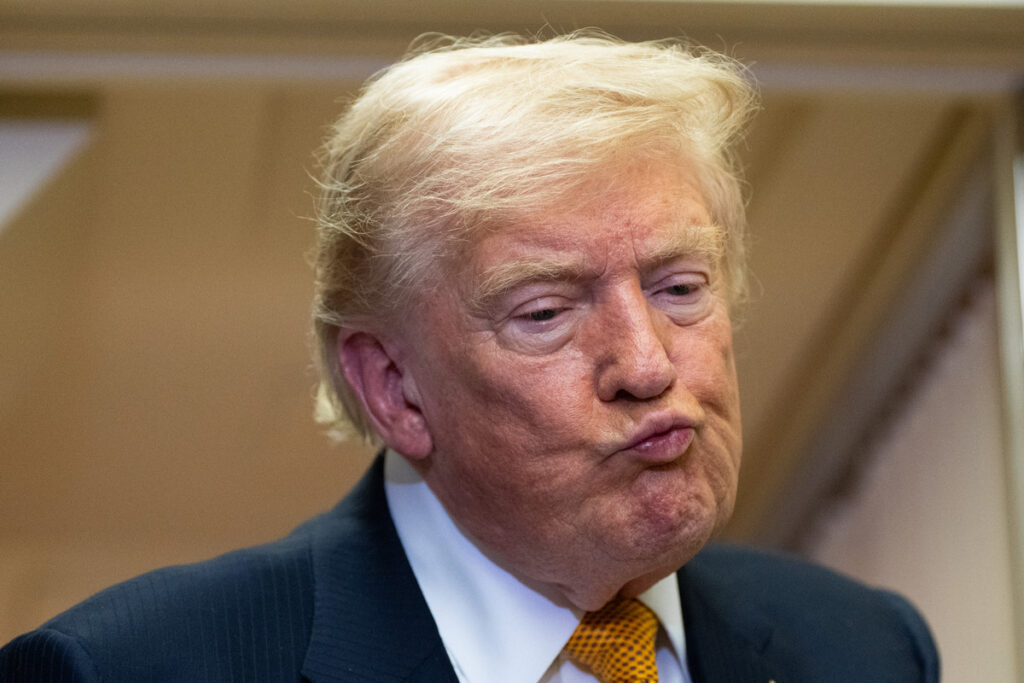 O judecătoare a anulat acordul de imunitate retroactivă încheiat de Donald Trump cu fiscul american