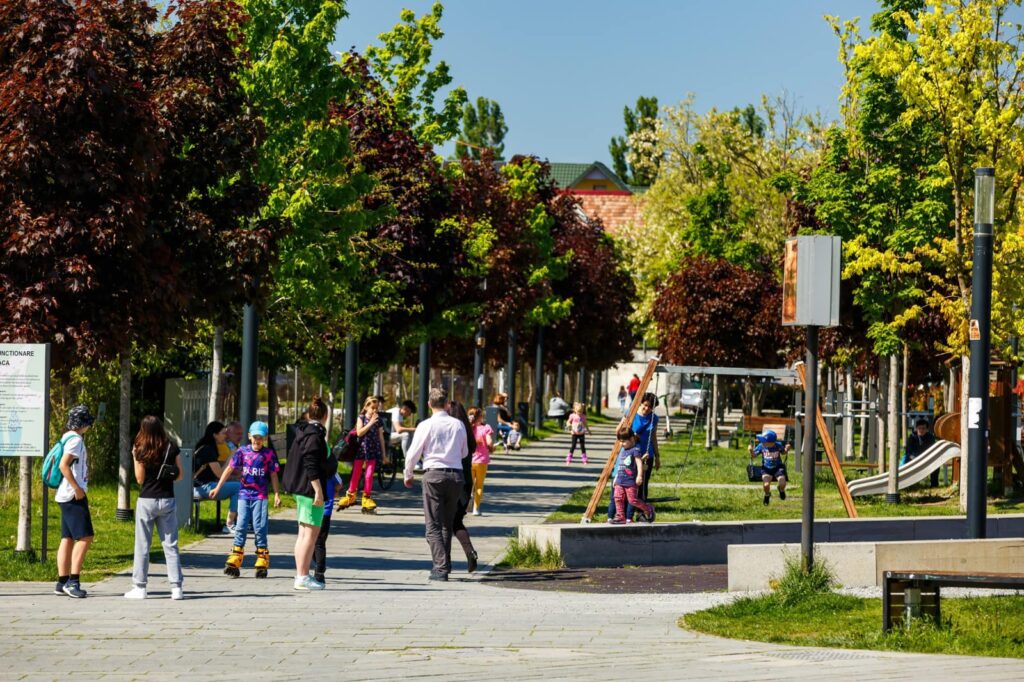 Vremea azi, 25 iulie. Temperaturi de până la 34 de grade și ploi torențiale cu grindină