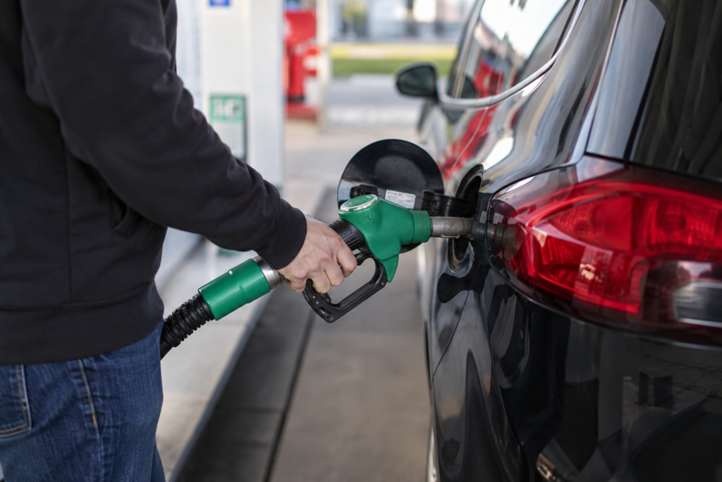 August a venit cu scumpiri la pompă. Motorina a depășit pragul 10,50 lei