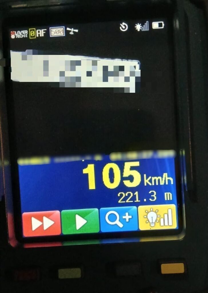 Șofer de 22 de ani, prins conducând cu 105 km/h pe bulevardul Nicolae Romanescu din Craiova