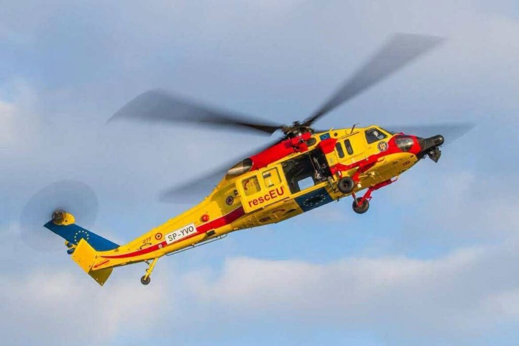 România trimite sprijin în Serbia pentru incendii. Elicopterul Black Hawk S-70M rescEU, mobilizat pentru prima misiune internațională