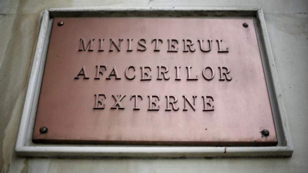 MAE: Până la acest moment, nu sunt cetățeni români printre victimele viiturii din Nepal