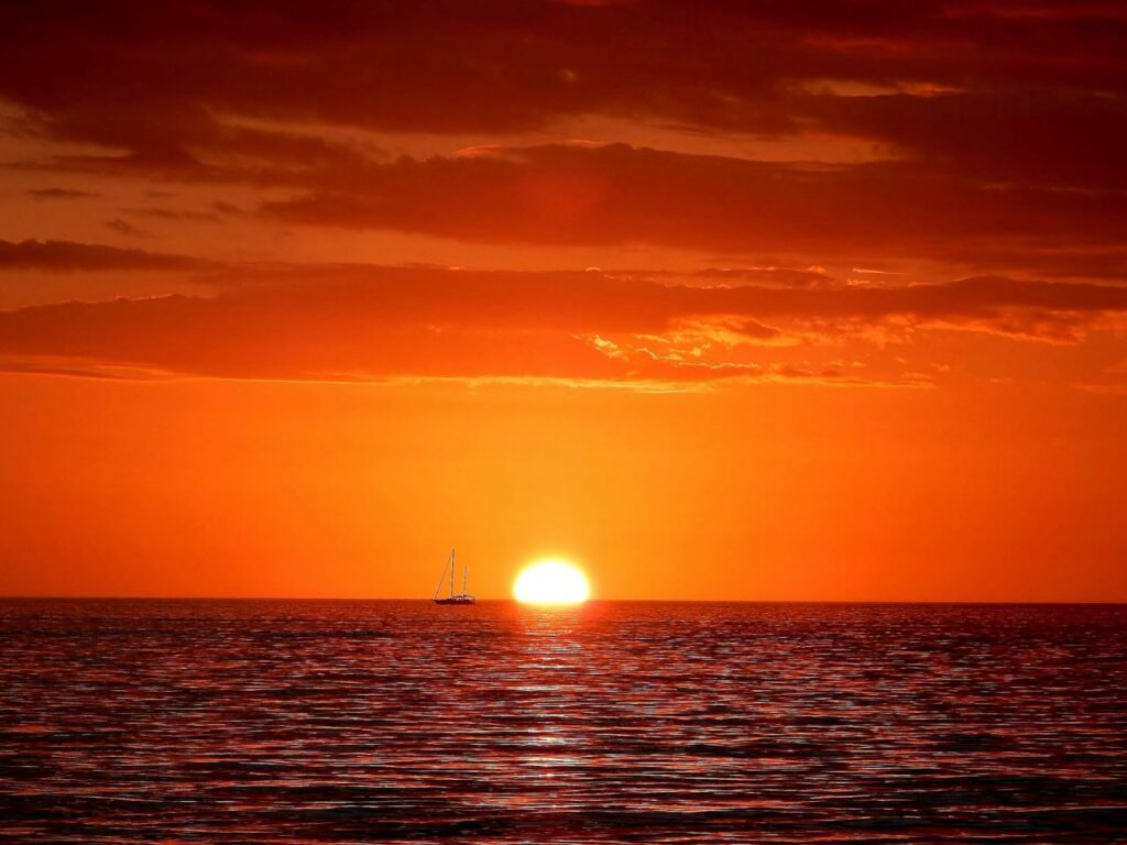 Apele oceanelor au atins temperaturi record în luna  iulie 2026