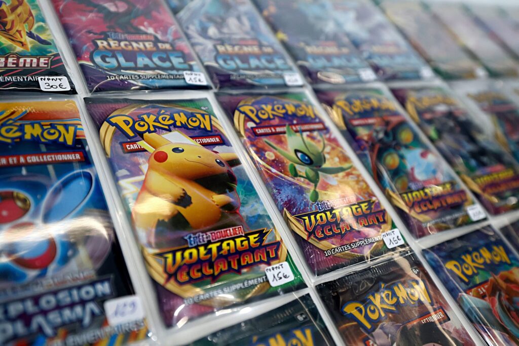 Cartonașe de colecție Pokémon în valoare de 80.000 de euro, furate dintr-un magazin din Franța