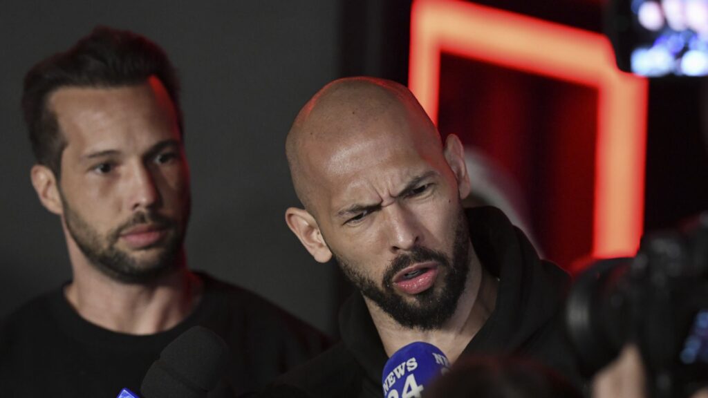 Frații Andrew și Tristan Tate vor rămâne în arest în Miami