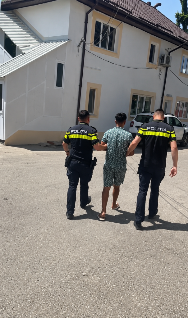 Dolj: Un adolescent de 17 ani ar fi violat o fată de 14 ani