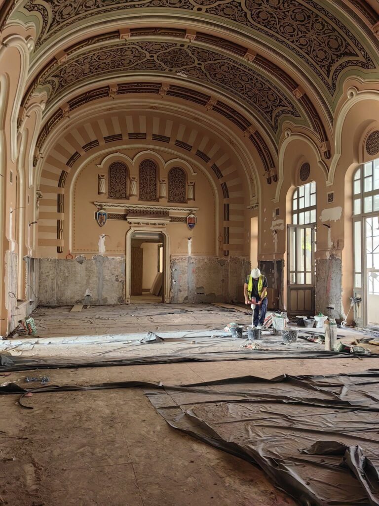 Palatul Administrativ din Craiova intră într-o nouă etapă de reabilitare. Se investesc aproape 28 de milioane de lei 