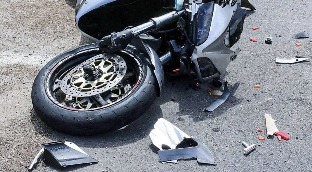 Motociclistă din Grecia, rănită într-un accident la Bengești-Ciocadia
