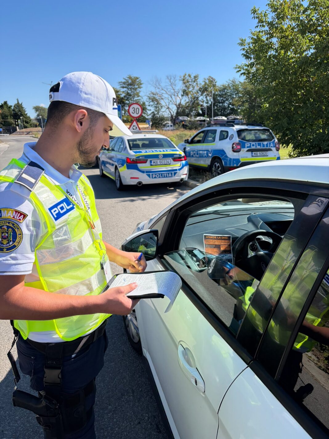 Controale pe DN6, în Dolj: Polițiștii au aplicat 63 de sancțiuni și peste 50.000 de lei în amenzi, în doar patru ore