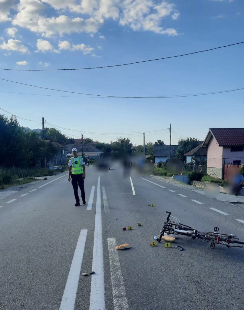 Gorj: Biciclist accidentat de mașină la Plopșoru
