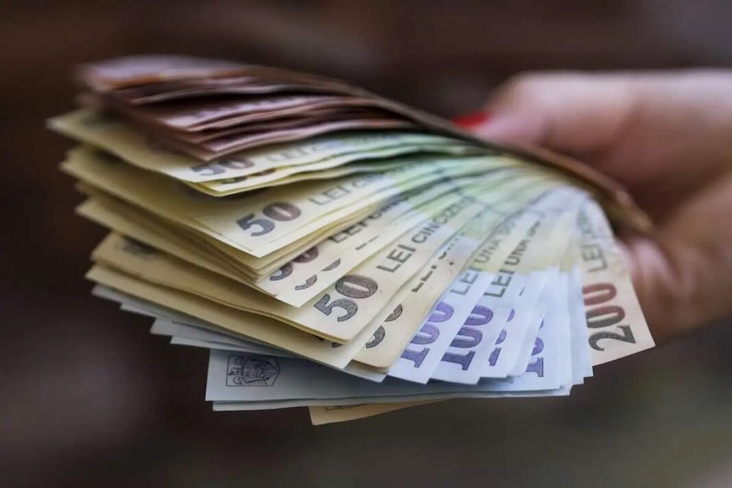 Peste 700.000 de copii au beneficiat de carduri educaţionale în anul şcolar2025–2026