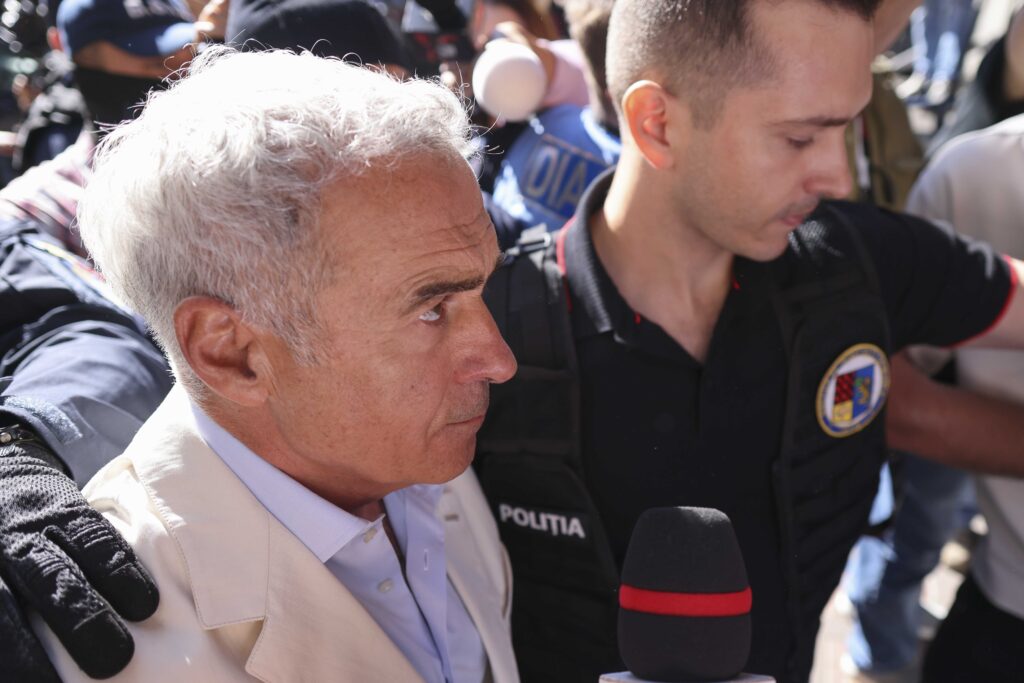 Călin Georgescu, reținut de DIICOT