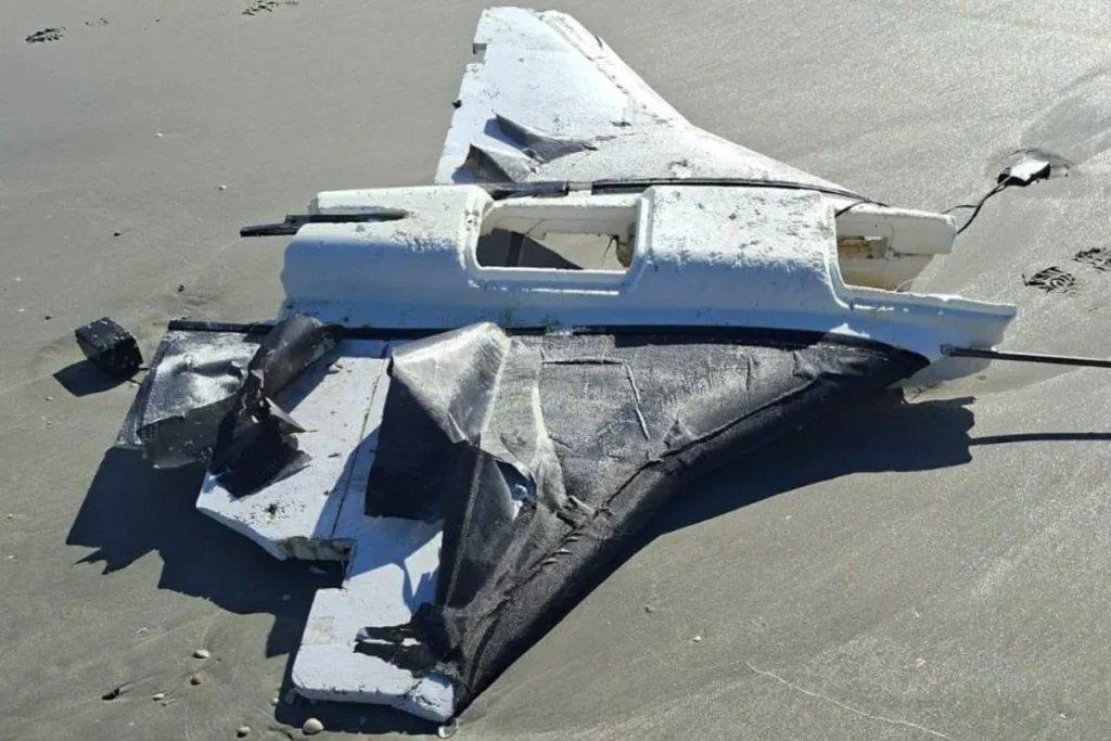 MApN: Fragmente de dronă, neutralizate în zona plajei de la Capu Midia