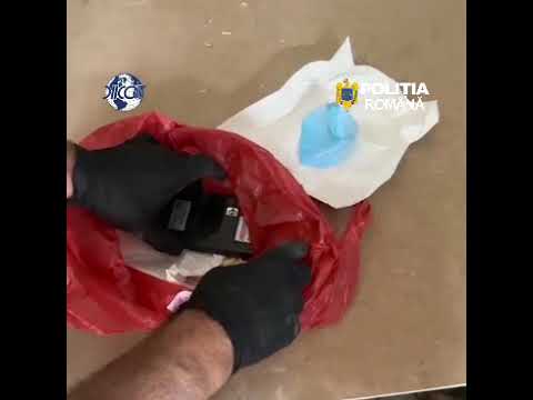 Trei persoane din Craiova, arestate preventiv într-un dosar de trafic de cocaină
