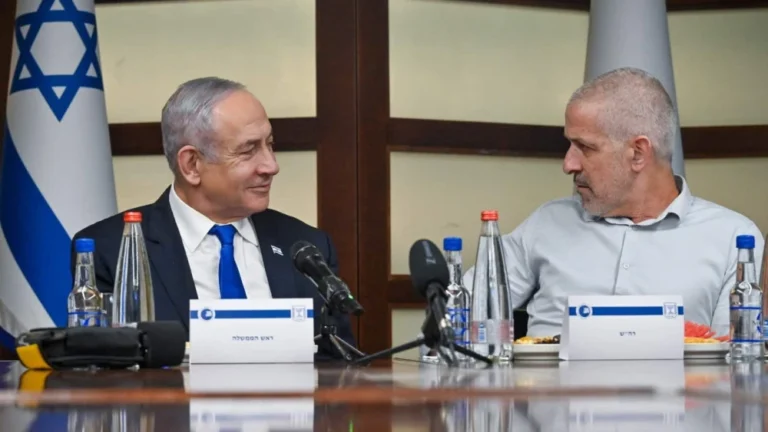 Fostul șef al Serviciului de informații interne al Israelului îl dă în judecată pe Netanyahu pentru calomnie