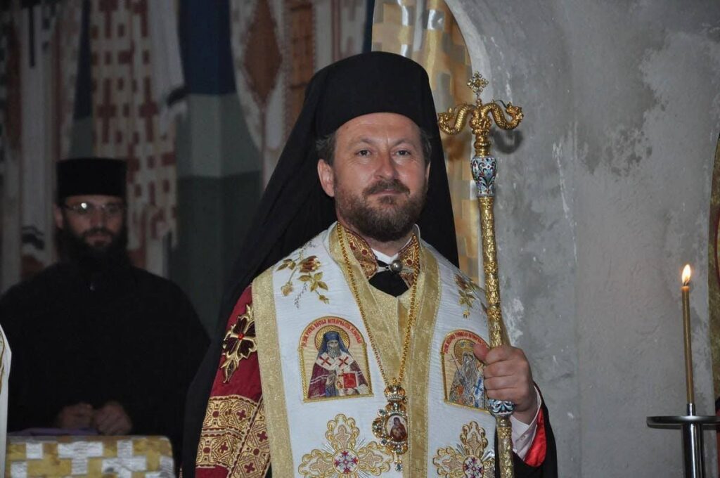 Episcopul condamnat pentru violarea unor elevi de seminat vrea să fie mutat într-un penitenciar modernizat