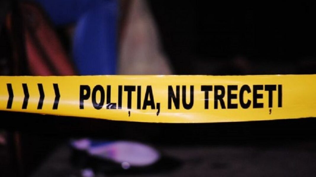 O minoră de 13 ani, găsită moartă în apartament