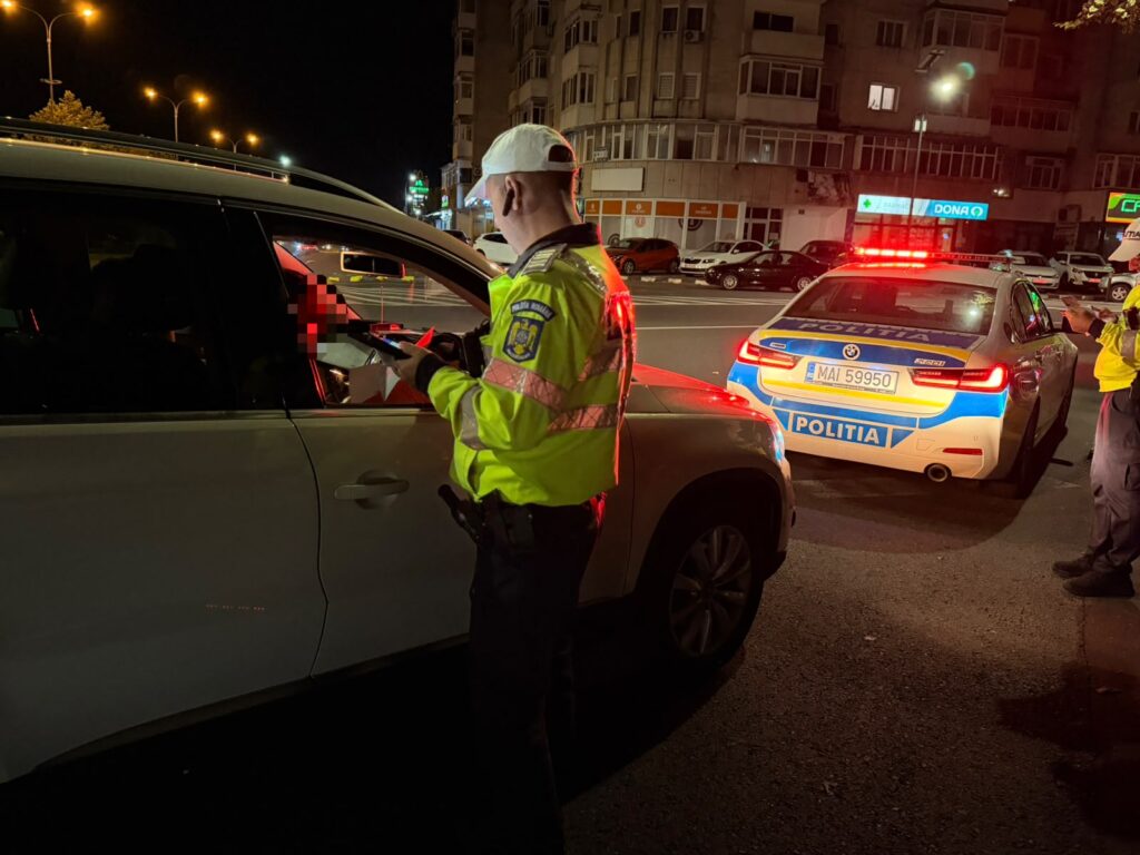 Vâlcea: Polițiștii rutieri au aplicat 46 de amenzi și au reținut trei permise de conducere