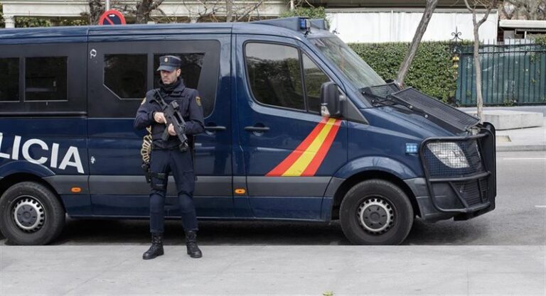 Un fost militar rus mutat în Spania a vândut arme pe piața neagră din toată Europa