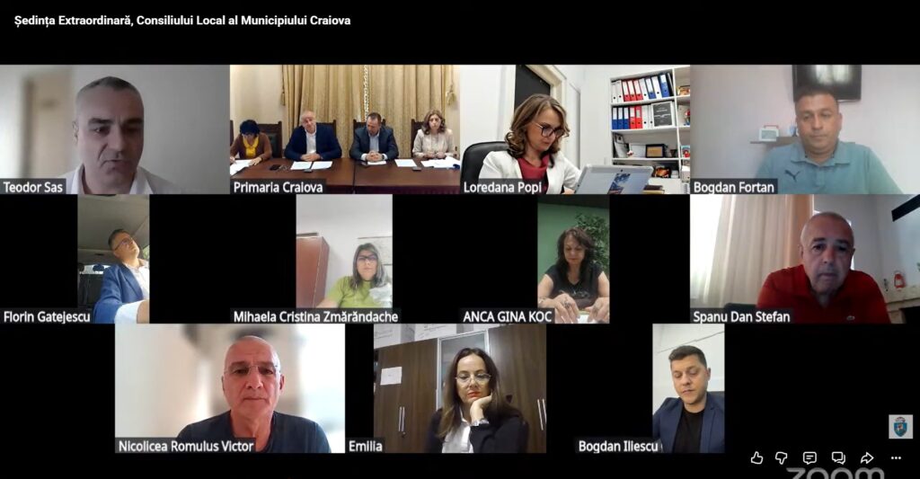 (VIDEO) Scandal uriaș cu repetiție la Primăria Craiova. O consilieră locală, eliminată pentru a doua oară din ședința online a Consiliului Local