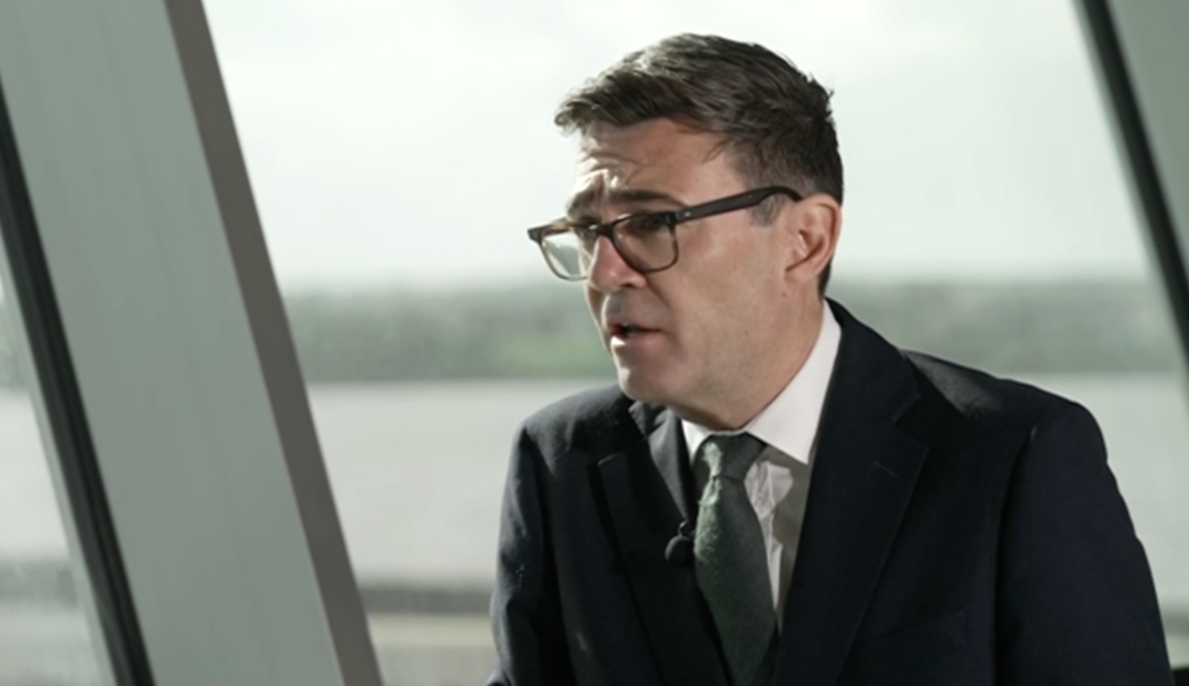 Andy Burnham spune că există dovezi că Rusia a intervenit în votul pentru Brexit