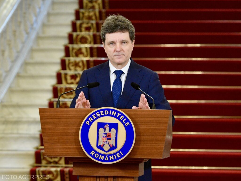 Nicușor Dan va propune un nou premier la începutul săptămânii viitoare. Președintele exclude AUR de la guvernare