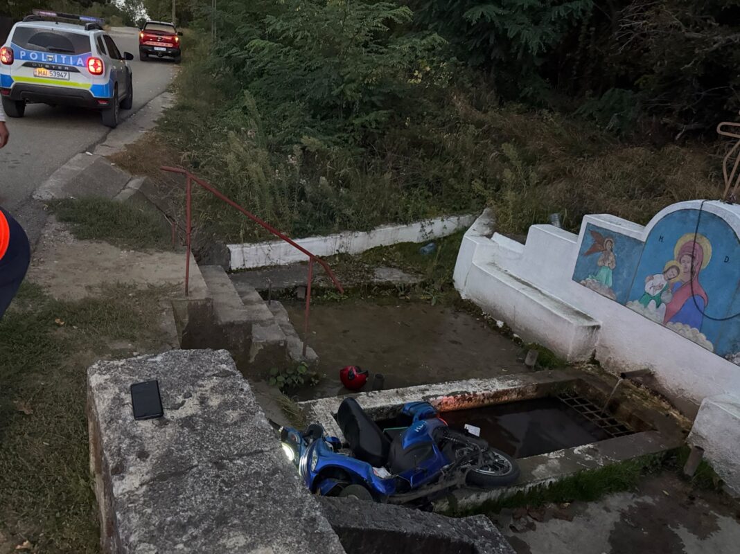 Vâlcea: Un bărbat a murit după ce a căzut cu bicicleta electrică într-un jgheab cu apă