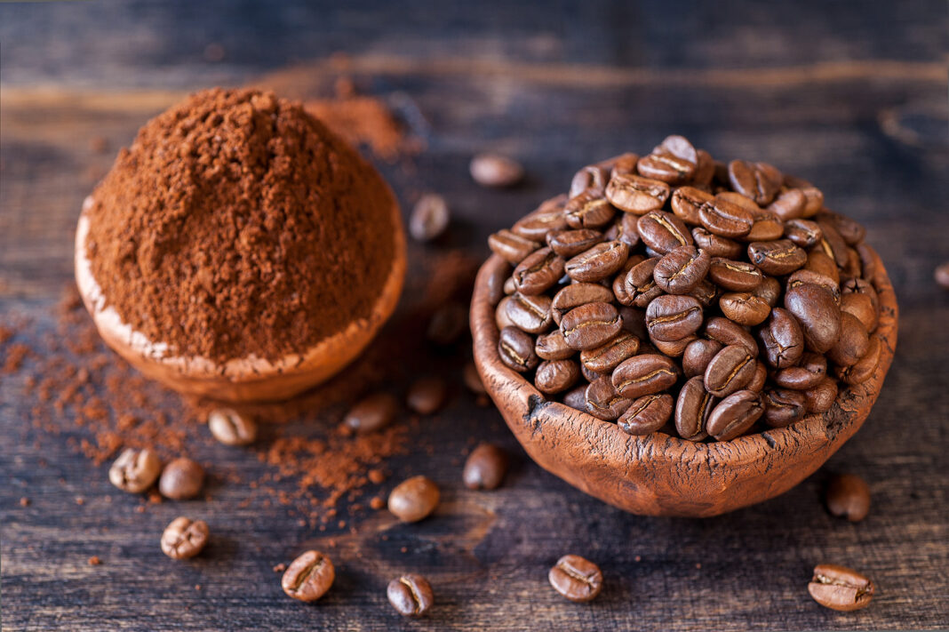 Cafeaua și cacaua, două alimente care pot susține activitatea creierului. Ce explică neurochirurgul Vlad Ciurea