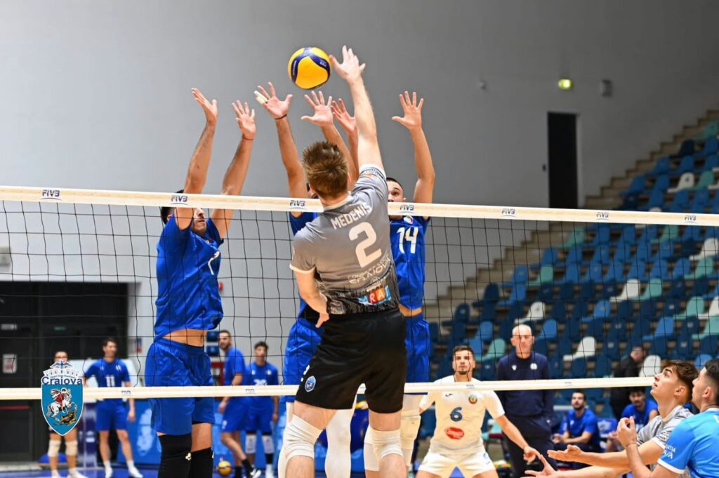 Volei (m) / SCMU Craiova, start lansat la Cupa ”Radu Zamfirescu”