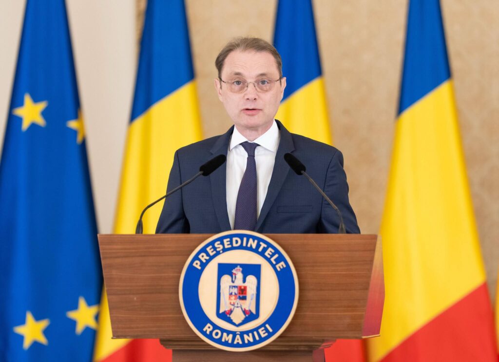 Premierul desemnat Luca Niculescu începe astăzi discuțiile cu partidele