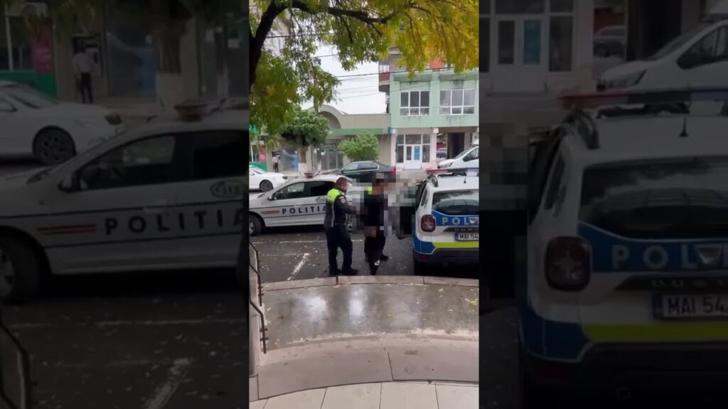 (VIDEO) Tânăr arestat preventiv după ce ar fi furat o mașină și s-ar fi urcat la volan băut şi fără permis